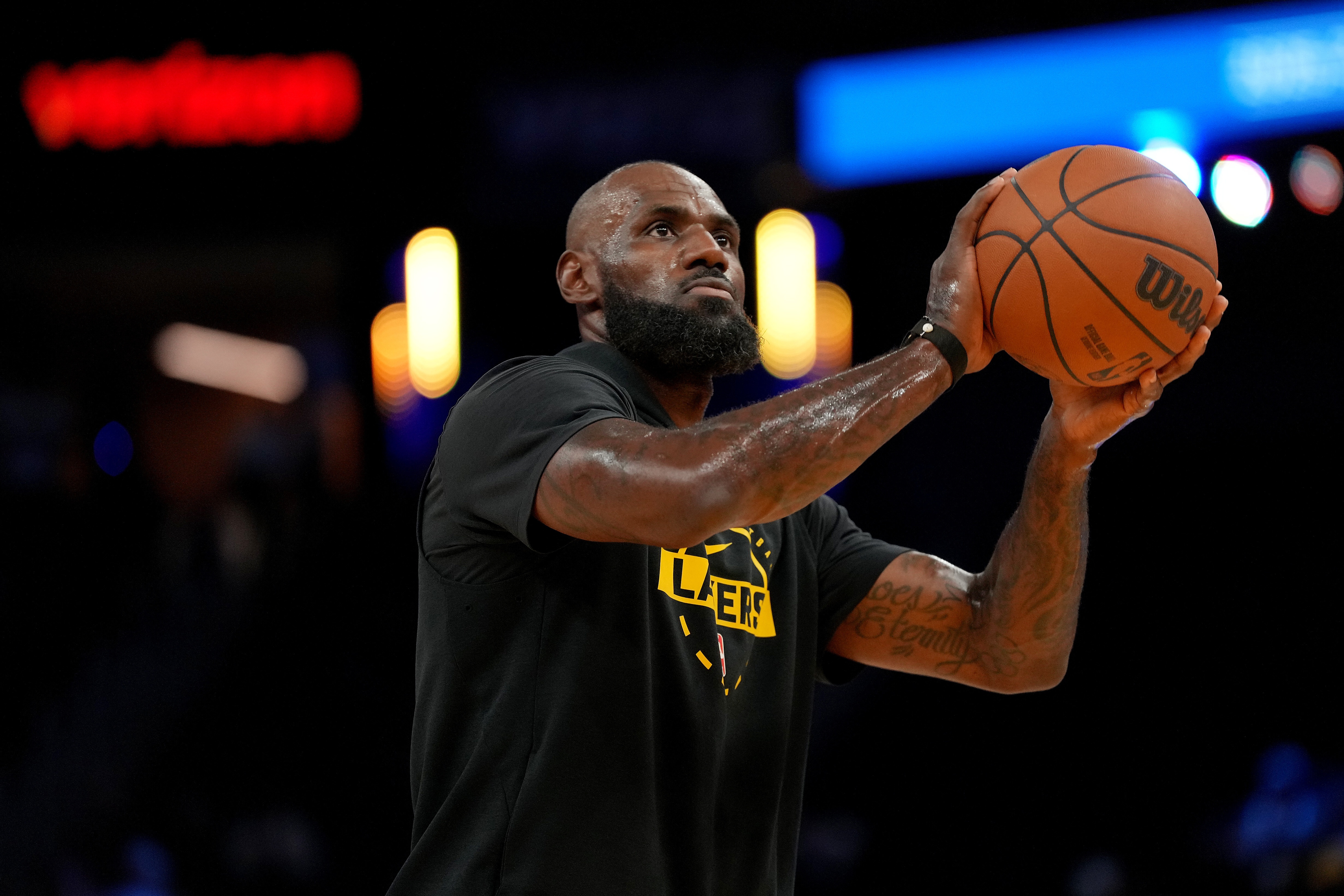 杰弗森吐槽骑士聚会：一半人已退役 就詹姆斯德拉还天天早起训练