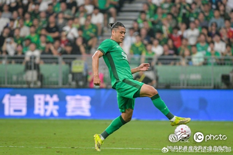 国安2-0力克十人泰山，林良铭传射建功