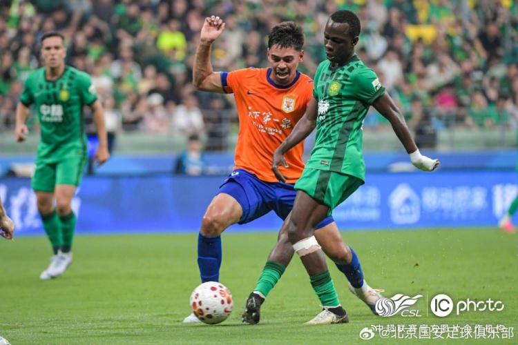国安2-0力克十人泰山，林良铭传射建功