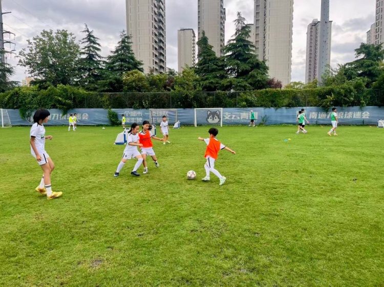 中德青训夏令营南通开营:门兴体系+支云基地全部落地 中德青训夏令营南通开营:门兴体系+支云基地全部落地