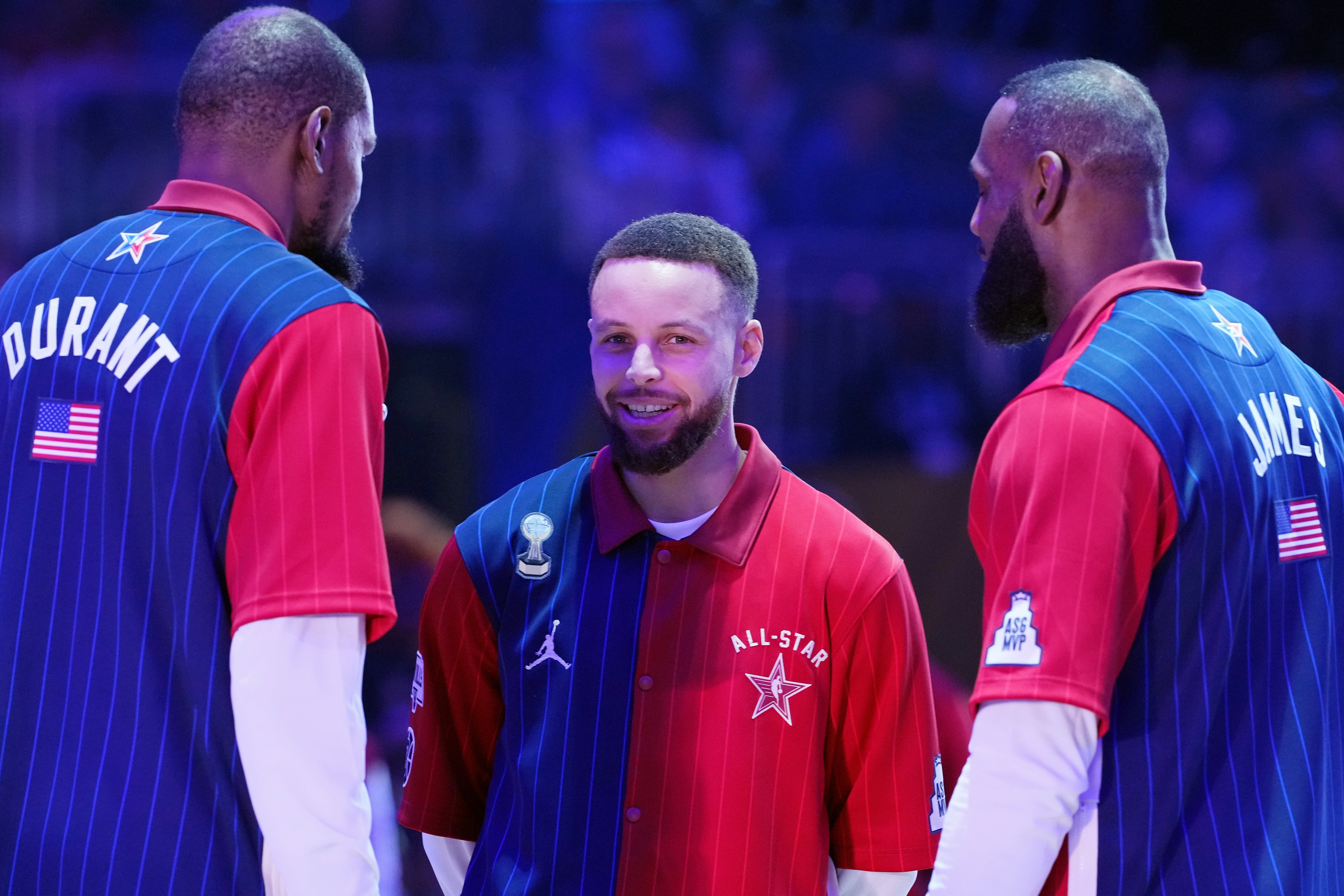 ESPN对比KD与LBJ：27岁加盟73胜克星 vs 41岁刚擒勇士