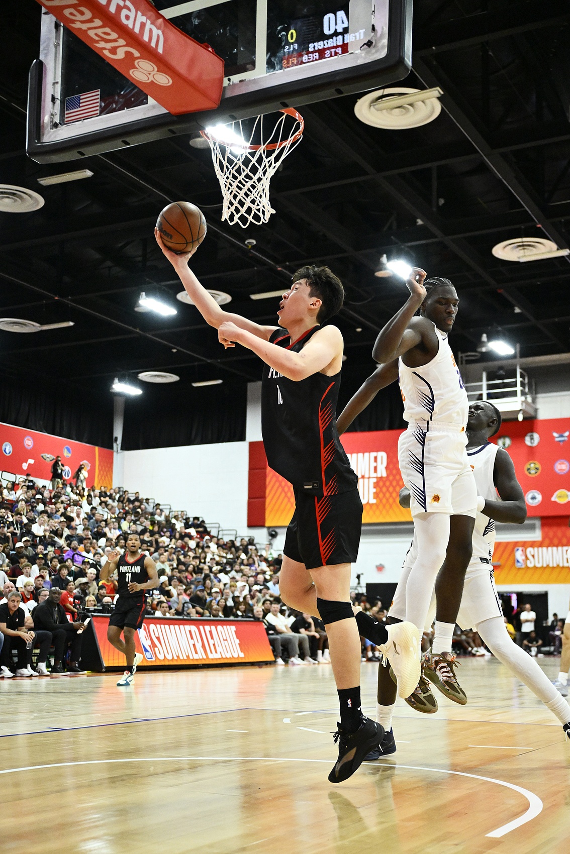 杨瀚森夏联首秀12+9+4 高位发牌效果远胜国家队低位强打