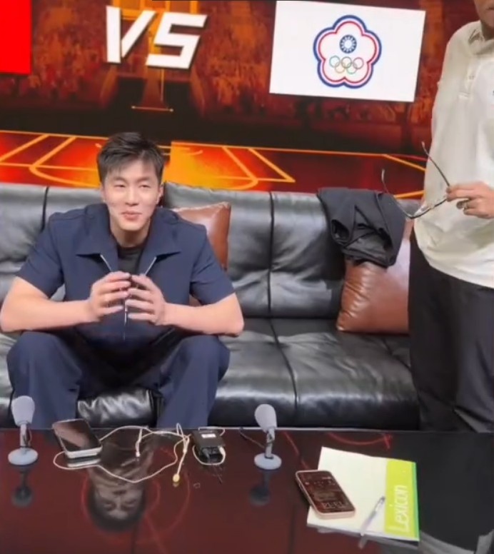 郭艾伦:饭刚吃一半,还想打