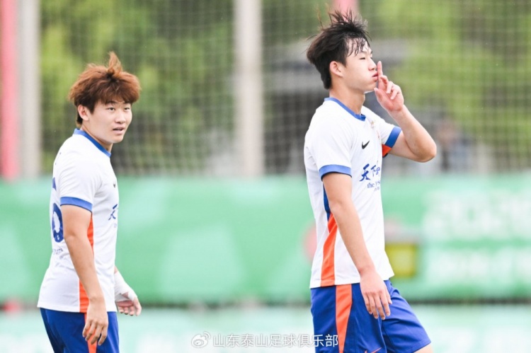 半场三球定胜局 山东泰山B队3-1上海海港富盛经开提前锁定中乙争冠组 半场三球定胜局 山东泰山B队3-1上海海港富盛经开提前锁定中乙争冠组