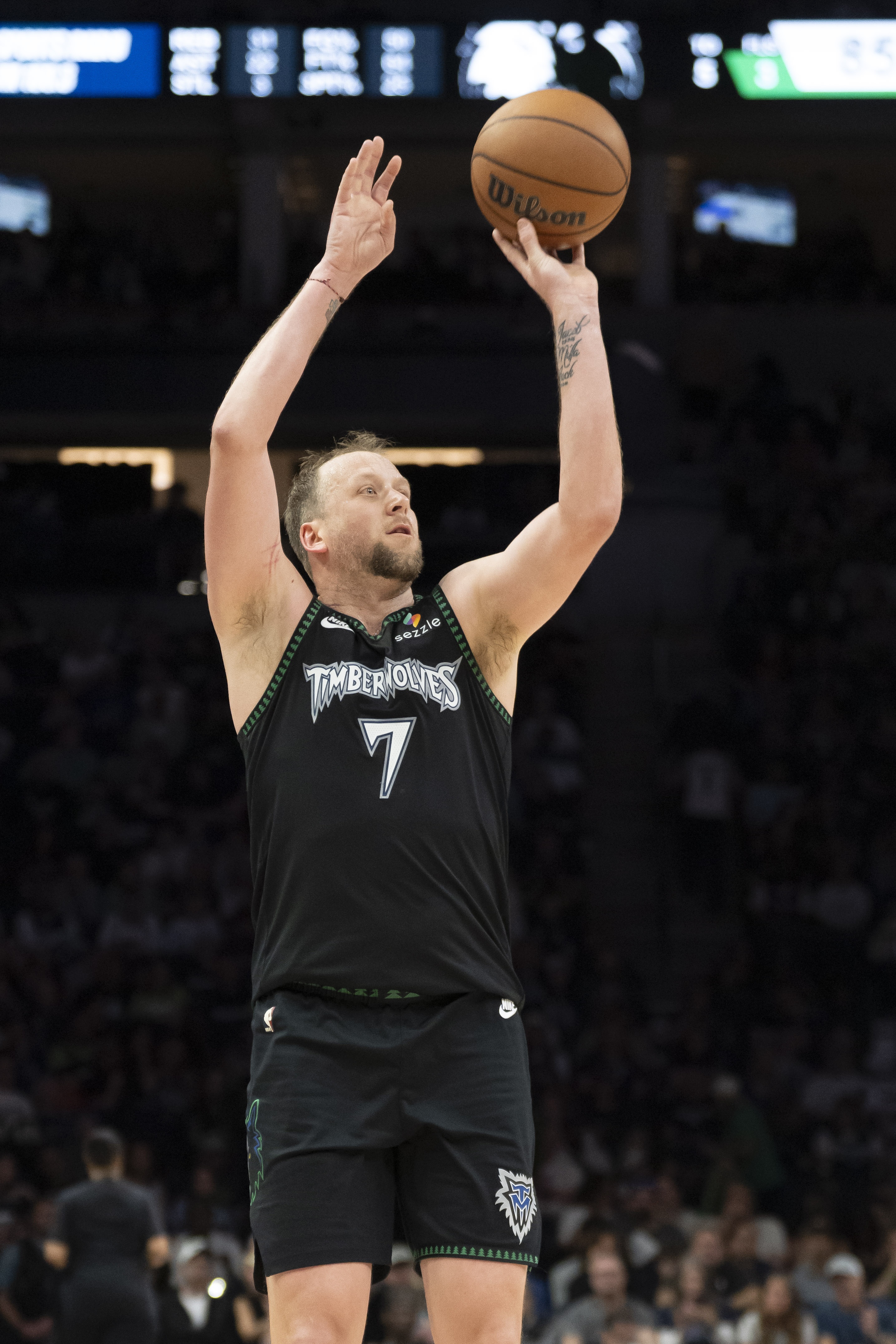 HoopsHype评80大国际球员 奥拉朱旺居首姚明第18