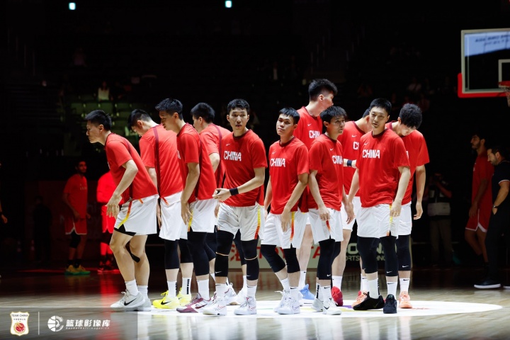 羊城晚报:伊朗男篮让中国男篮当了背景板崔永熙:难形容现在感受